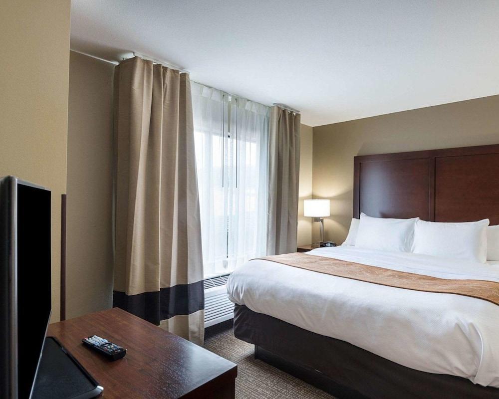 Comfort Suites Bridgeport - Clarksburg Esterno foto
