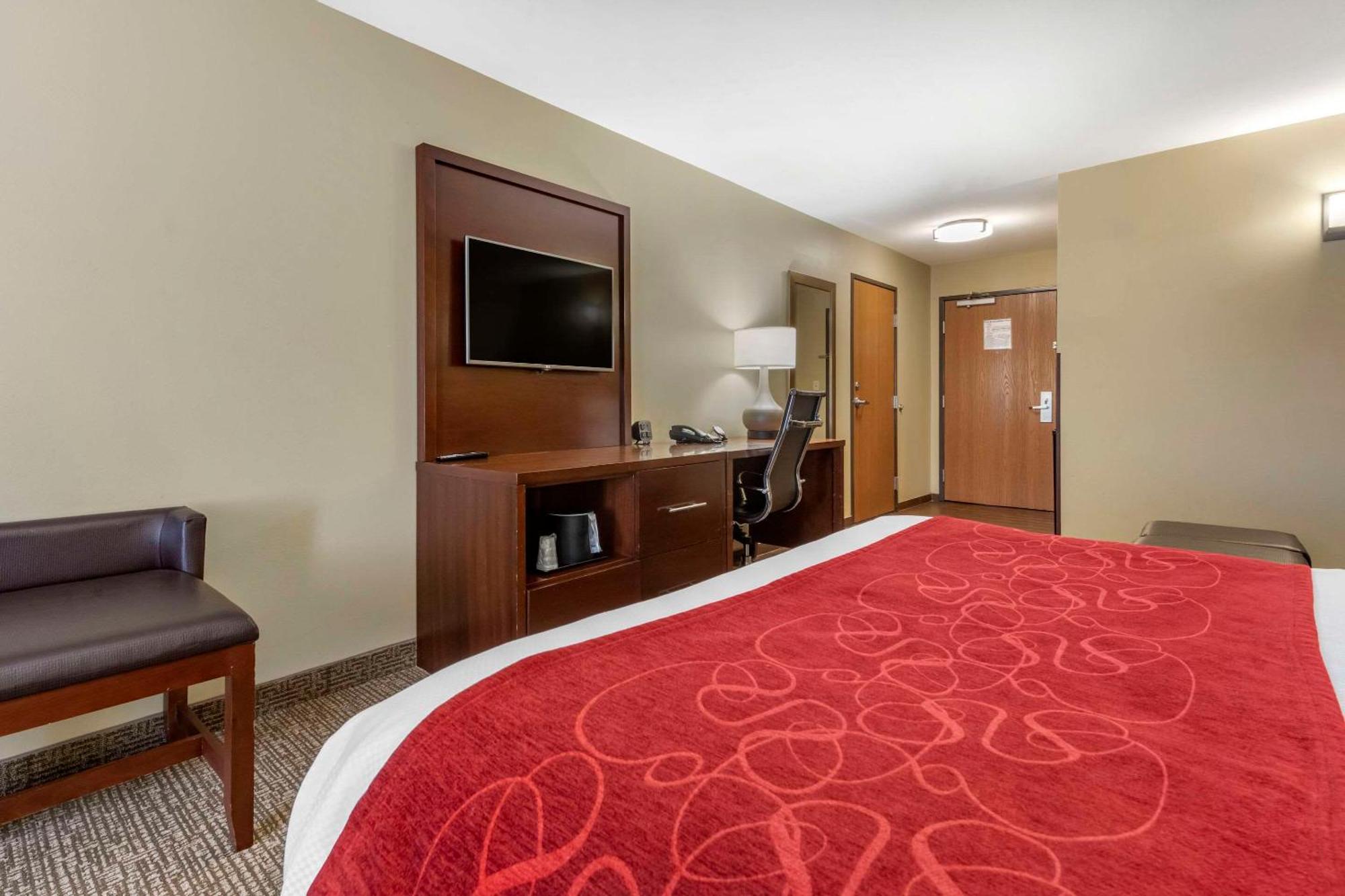Comfort Suites Bridgeport - Clarksburg Esterno foto