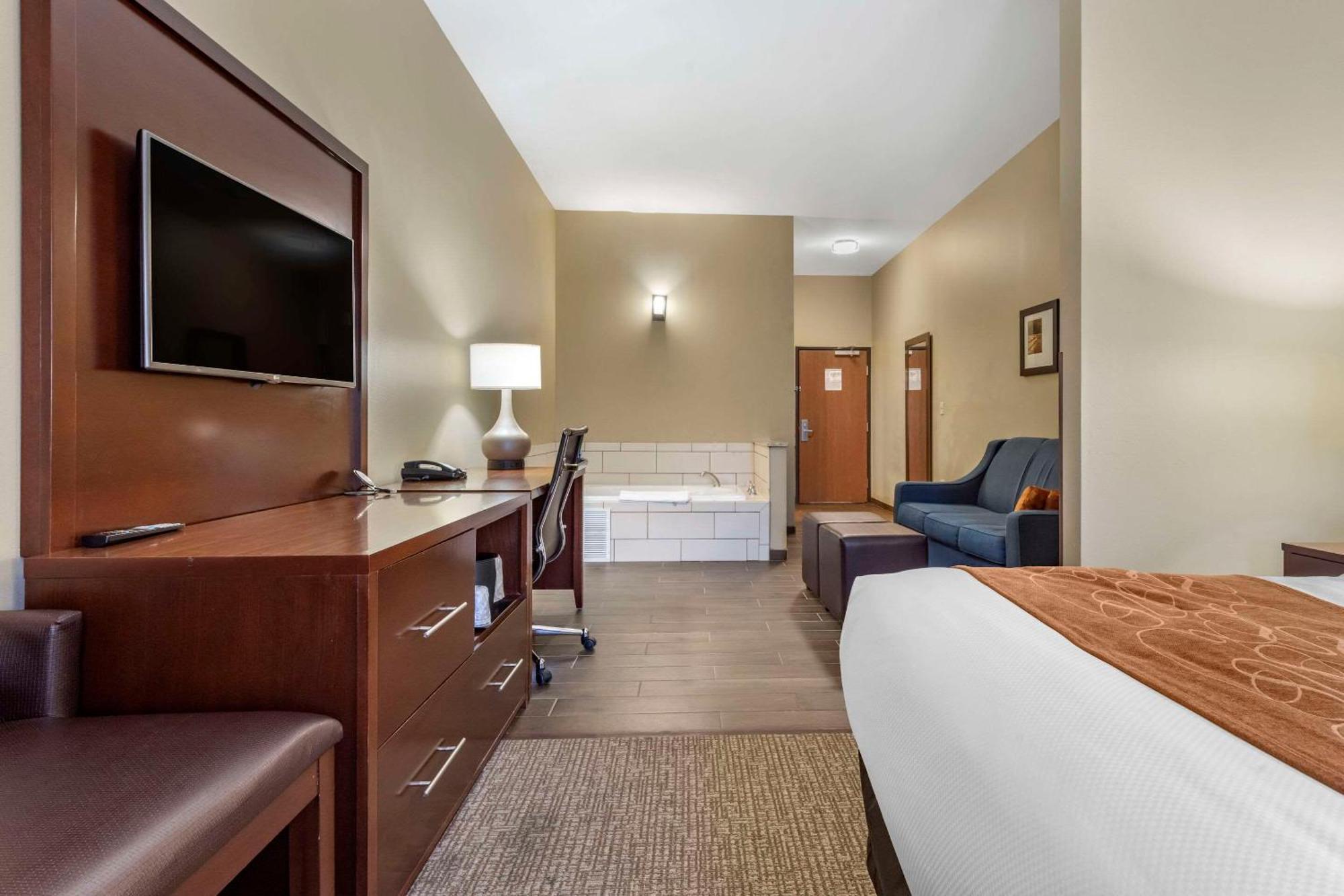 Comfort Suites Bridgeport - Clarksburg Esterno foto