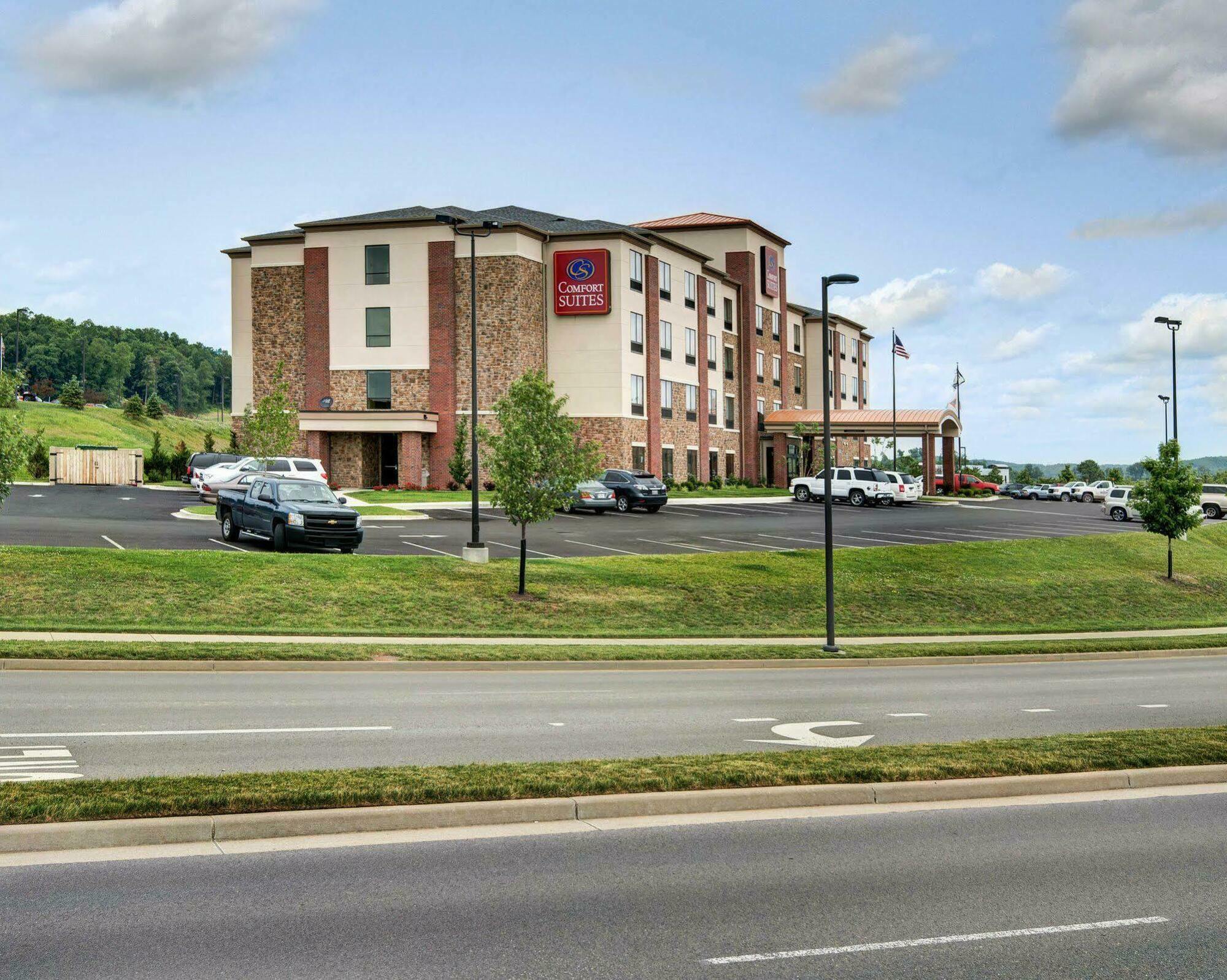 Comfort Suites Bridgeport - Clarksburg Esterno foto